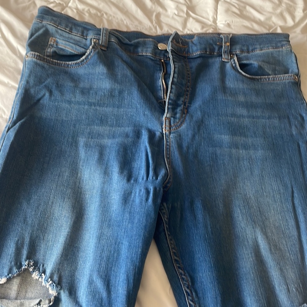 Jeans - Picture 2 of 11